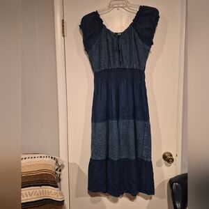 Women's OSO Casuals  Lightweight Blue Pullover Short Sleeve Dress Size M